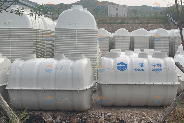 三格式化糞池是怎么與污水處理設備進行連接的 三格式化糞池是怎么與污水處理設備進行連接的